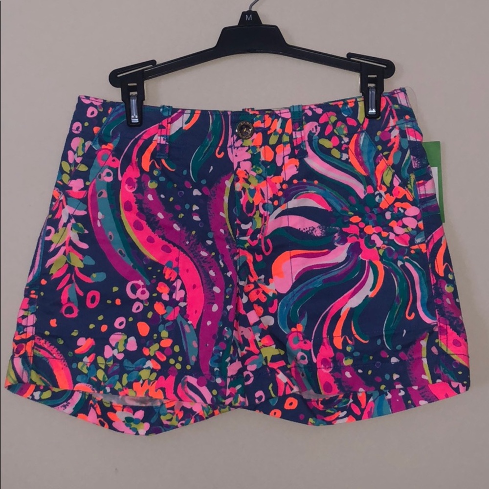 Lilly Pulitzer Willis Stretch Shorts- Beach Loot